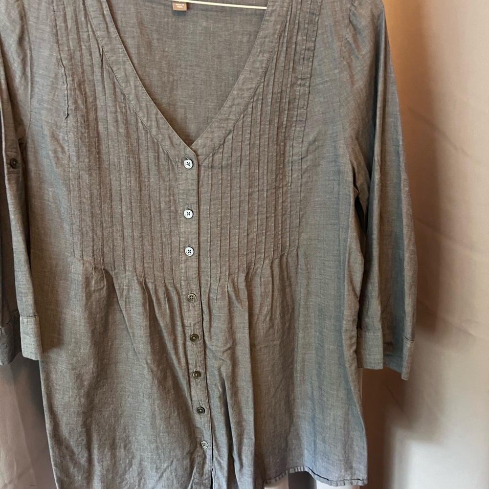 J. Jill Gray 3/4 Sleeve Buttoned Pleated Blouse